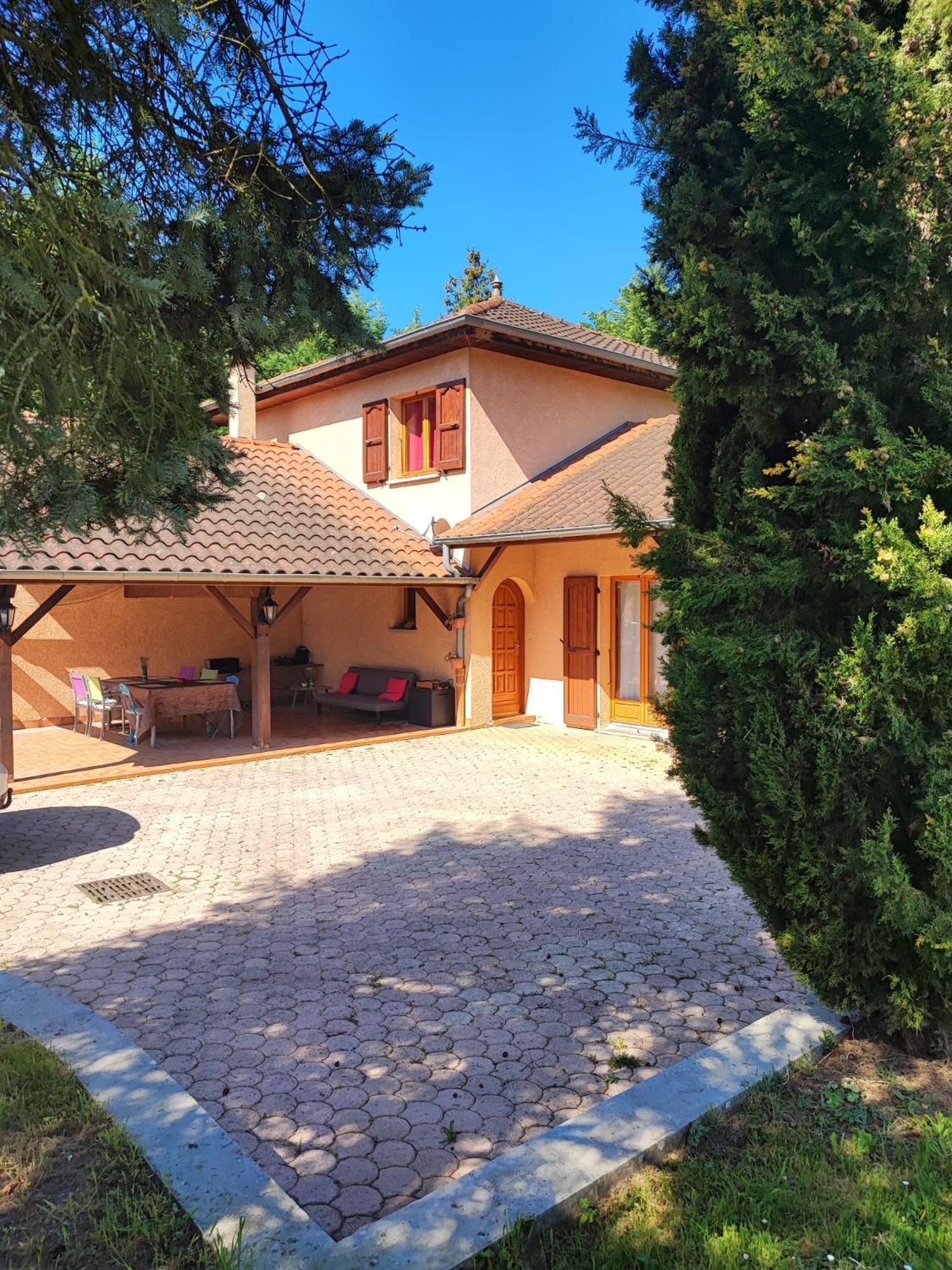 Вилла Les Charmettes Saint-Chef Экстерьер фото